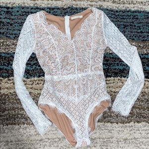 VERA LUCY LACE BODYSUIT